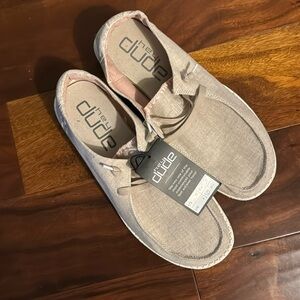 NWT Hey Dude Women size 10